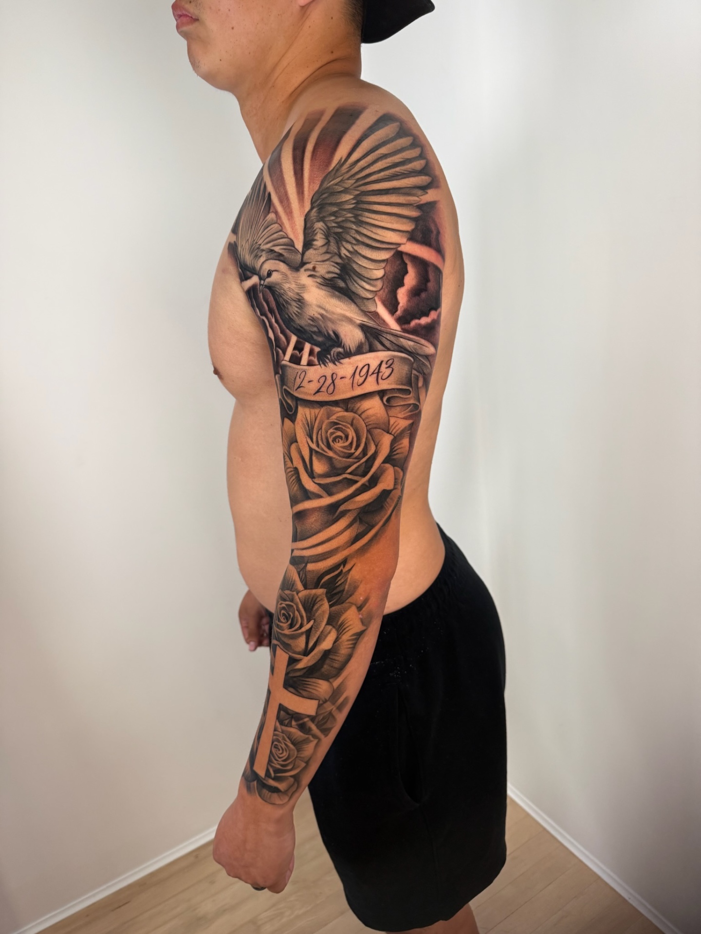 Black and grey realism tattoo by Rob Robles 9